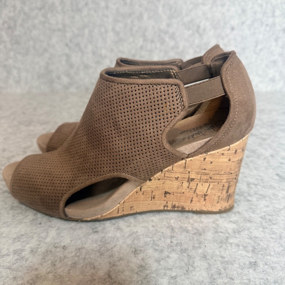 LifeStride Wedge Sandals Womens 9.5M Taupe Brown Peep Toe Cork Heel